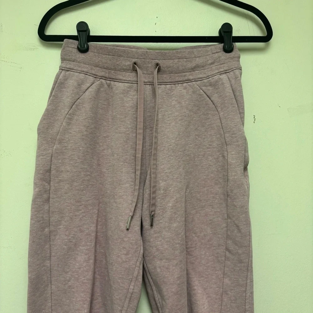 Lululemon Scuba High Rise Joggers 7/8 Length - Picture 8 of 13